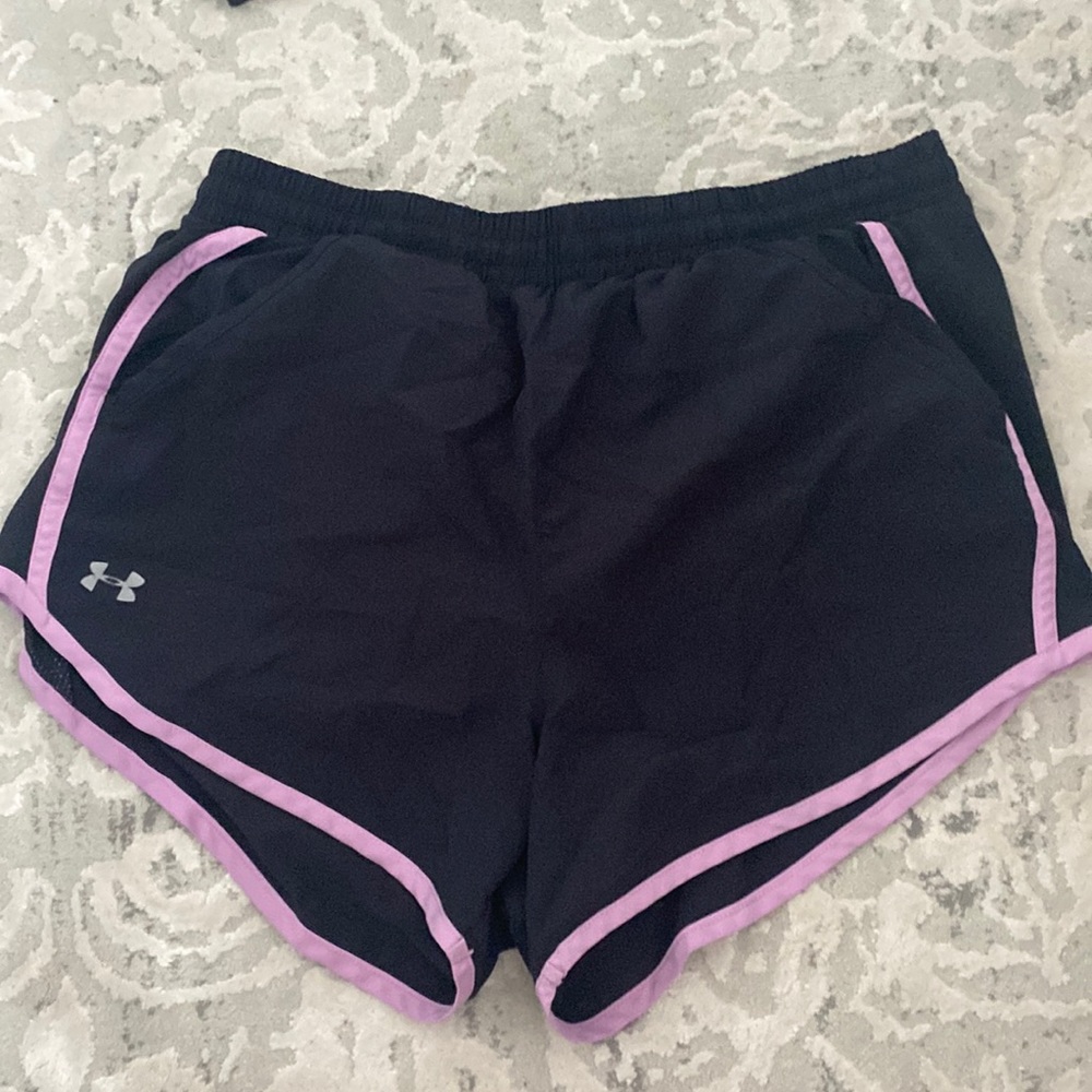 Small Under Armour Athletic Shorts with Pockets and Lining